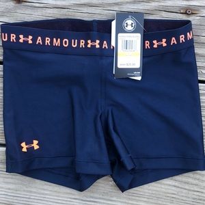 UNDER ARMOUR COMPRESSION SHORTS